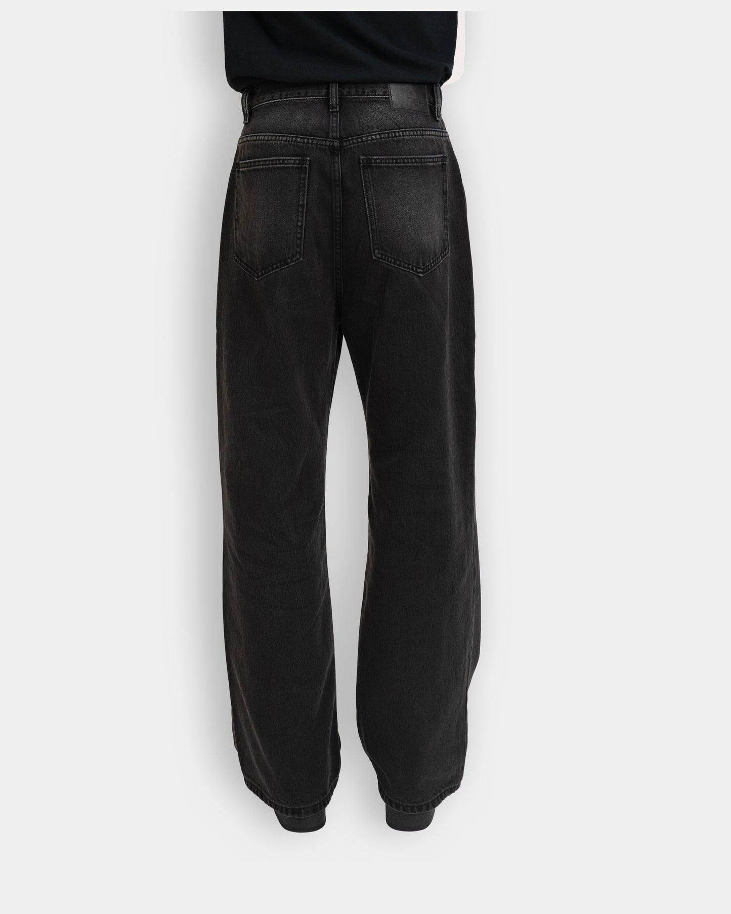 DYED BLACK DENIM