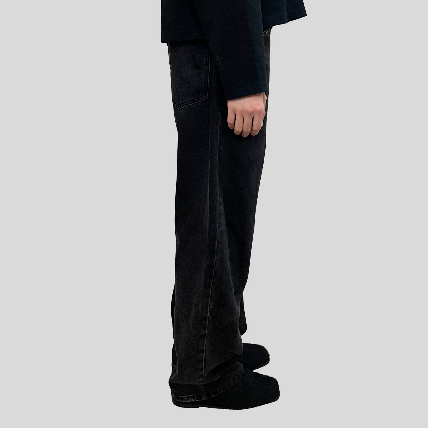 DYED BLACK DENIM