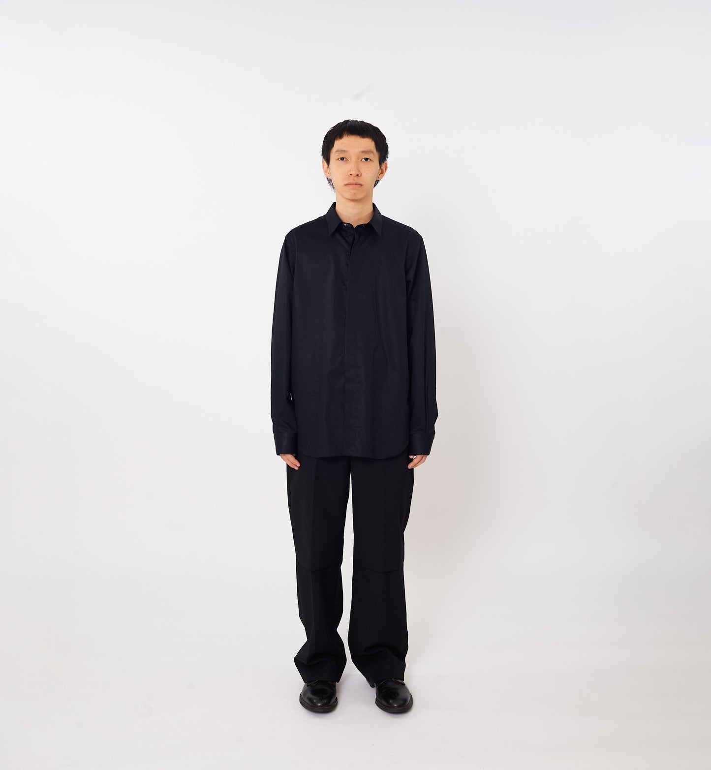 HANDMADE CLASSIC COLLAR DRESS SHIRT IN BLACK
